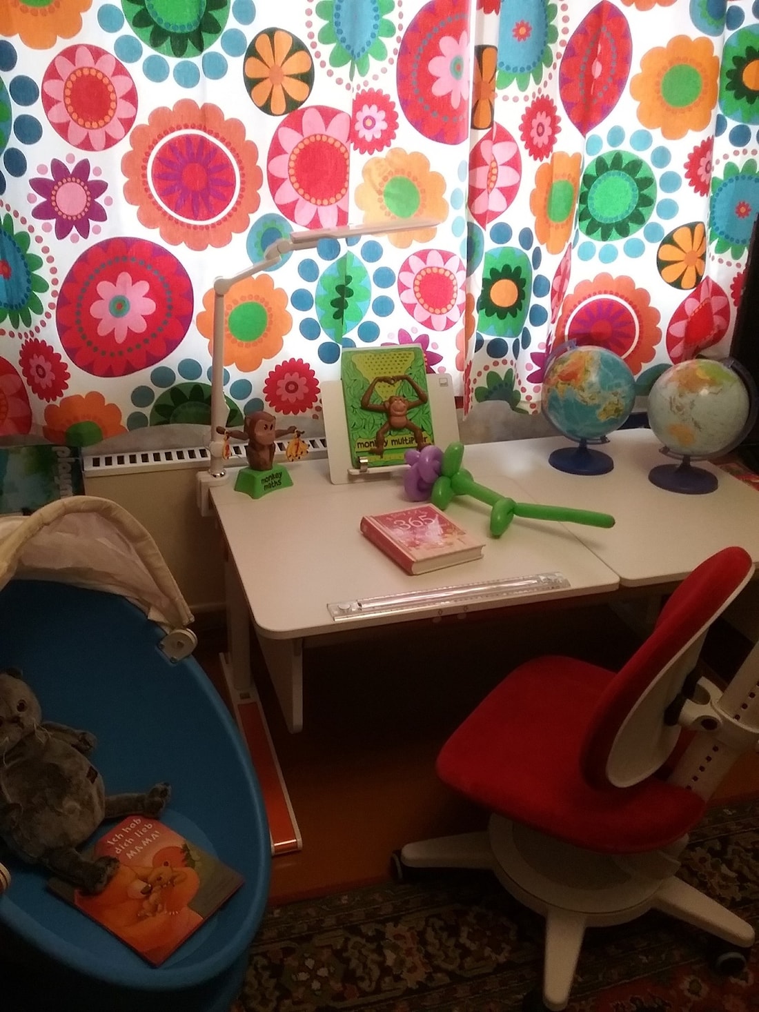 стол-парта moll Champion left up  и стул moll Maximo