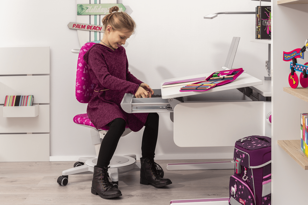 Детская растущая парта Champion Compact в системе Comfort